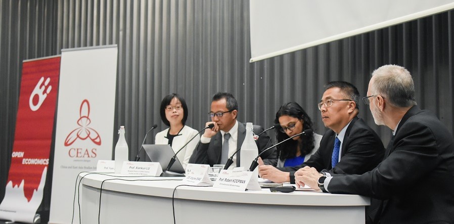  WTO panelists 600 crop.jpg 