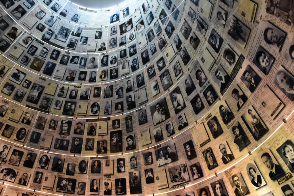 Hall of Names Yad Vashem