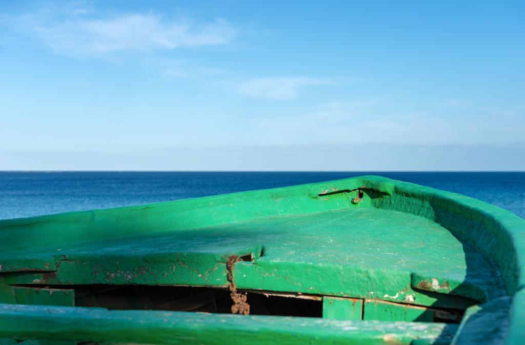 migrant boat