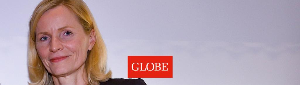 Signe Krogstrup earned both a master and PhD in International Economics in 1998 et 2003, respectively, at the Graduate Institute. Currently, she is Governor at the Danmarks Nationalbank.