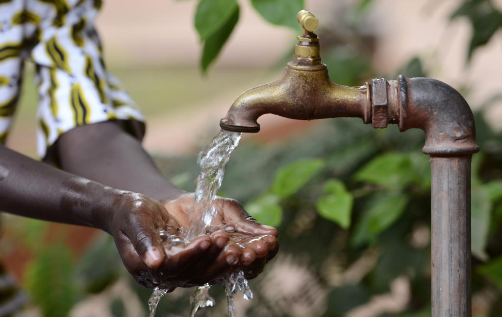 WATER WEAPONIZATION: DOMINANT TRENDS AND LOCAL ACTION TO SPARE WATER FROM ARMED CONFLICT IN SYRIA, PALESTINE AND YEMEN