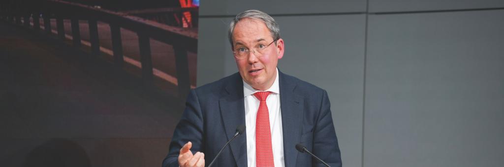 Globe 37 Reinventing Multilateralism