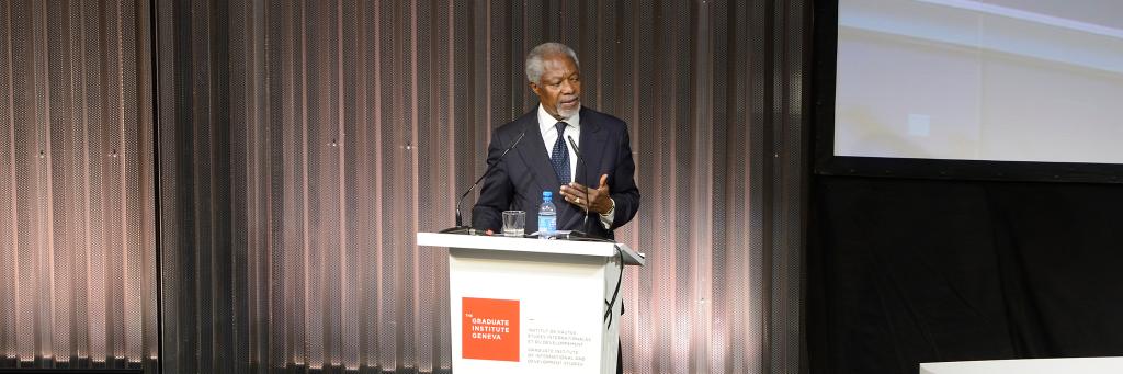 Kofi Annan podium banner