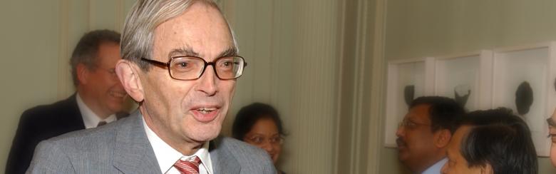 In memoriam Curt Gasteyger