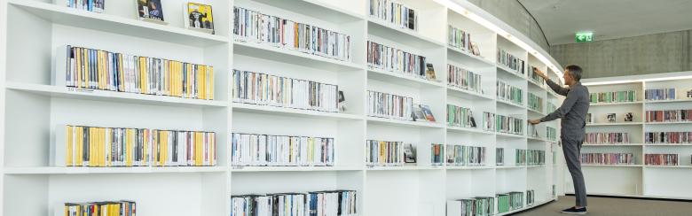 Pierre-André Fink is the Deputy Head of the Geneva Graduate Institute's Library.