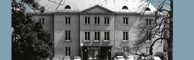 Image of Vila Barton in black and white 
